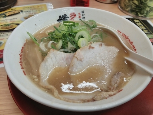 「ラーメン(小)」@ラーメン 横綱 港店の写真