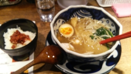 「鶏煮干しラーメンとタンタンご飯」@鶏そば十番 156 ICHIKORO 麻布十番店の写真