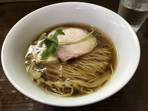 「鶏そば 750円」@らぁめん サンドの写真