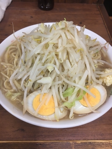 「小ラーメン ➕ ネギ ➕ 玉子  ヤサイ#ニンニク」@ラーメン二郎 品川店の写真
