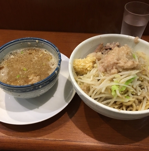 「つけ麺（ヤサイ・ブロック・カラメ・ニンニク￥800）」@麺や 希 御徒町店の写真