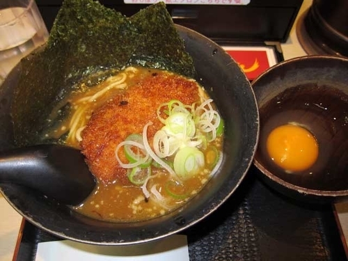 「タレカツカレーらーめん小盛り 705円」@麺屋ここいち うまこくカレーらーめん 秋葉原店の写真