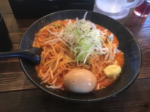 「辛味噌ラーメン 大盛り 味玉 しょうが  ¥750、¥50」@大塚屋の写真