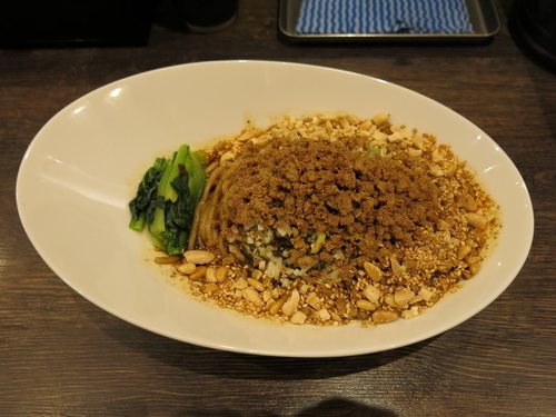 「本場成都の汁なし担担麺(麺大盛り無料）：880円」@雲林坊 日本橋室町店の写真