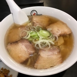 喜多方ラーメン＋サービスライス