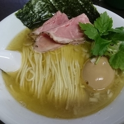 煮干そば(白)味玉850円