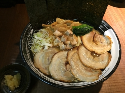「チャーシューめん中盛り」@麺家 ぶらいとんの写真