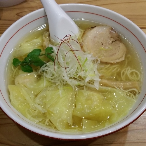 「海老ワンタン麺 (塩)」@利尻昆布ラーメン くろおびの写真