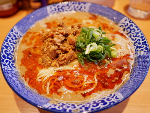 「坦々麺 サービス大盛 800円」@中華そば 虎桜の写真