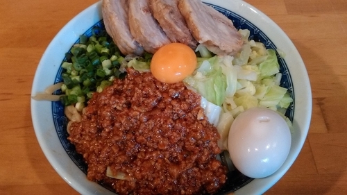 「【限定B】麻辣そば(大盛)+肉」@ファットンの写真