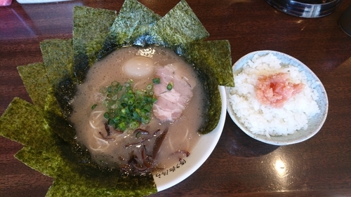 「らーめん、味玉、のり、明太ごはん」@博多長浜らーめん いっきの写真