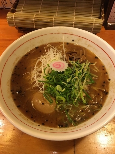 「濃鰹ラーメン」@麺一献の写真