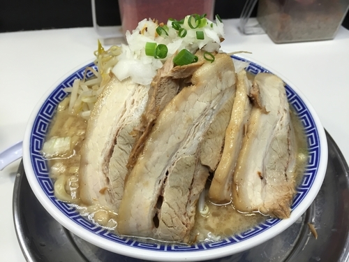 「小豚らーめん」@らーめん 凌駕の写真