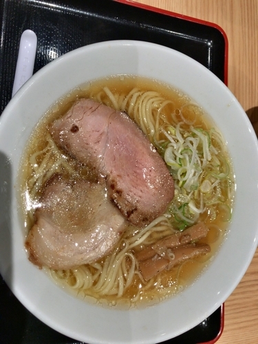 「ラーメン 800円」@松戸富田麺業 千葉駅構内店の写真