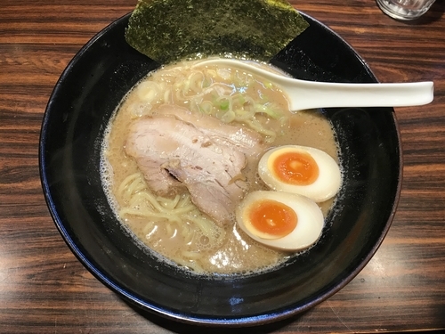 「味玉らーめん」@ラーメン長山の写真