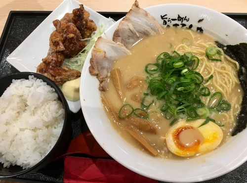 「鶏ガラ醤油ラーメン」@風味麺神 ニトリモール枚方店の写真