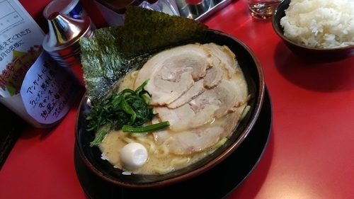 「伝統の醤油ラーメン」@横浜家系ラーメン 所沢大和家の写真
