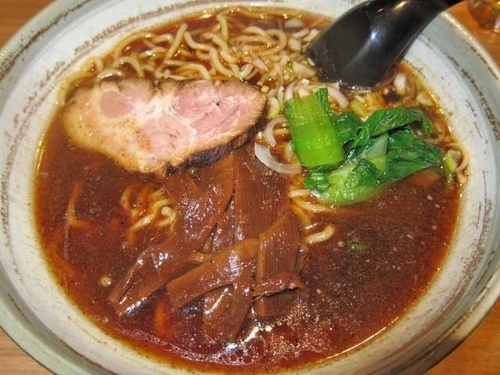 「黒濃（くろこく）ラーメン　650円」@しゅうまい屋の写真