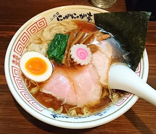 「特製中華そば」@二代目 にゃがにゃが亭の写真