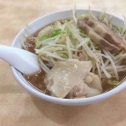 ラーメン650円