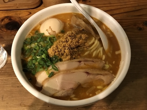 「赤鶏らーめん」@鶏の穴の写真