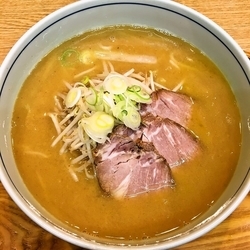 味噌カレーラーメン