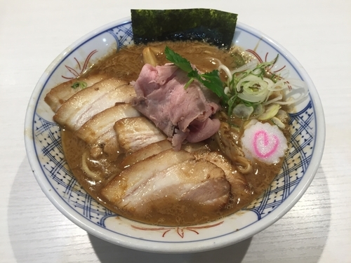 「濃厚チャーシュー盛らーめん」@麺や庄の ラゾーナ川崎店の写真