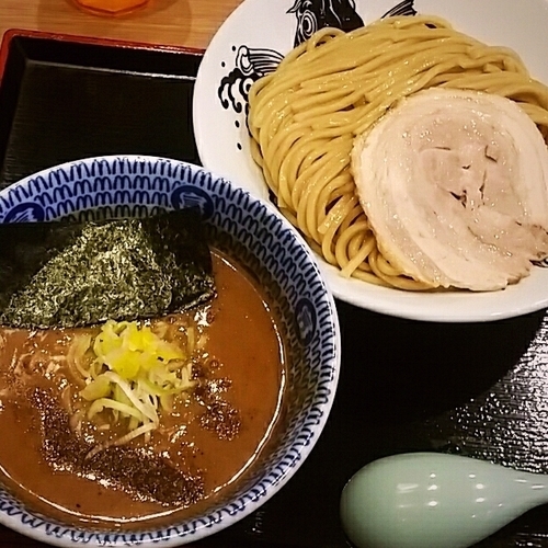 「濃厚つけ麺 ８８０円」@日本の中華そば富田 成田空港店の写真