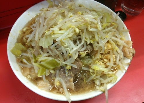「ラーメン　ヤサイニンニクアブラ　600円」@ラーメン二郎 三田本店の写真