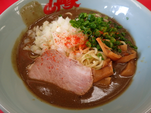 「【期間限定】鬼煮干しラーメン」@ラーメン山岡家 岩手盛岡店の写真