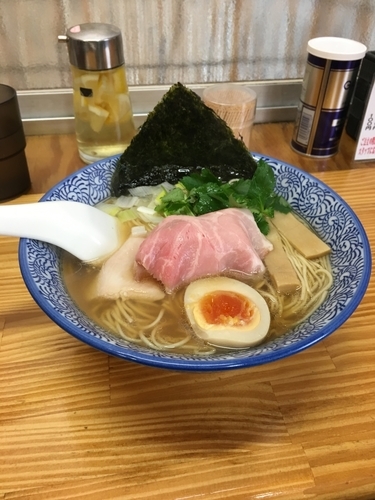 「煮干しそば 白醤油」@中華そば よしかわの写真