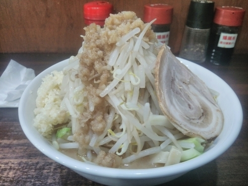 「爆麺全マシ」@骨豚亭の写真