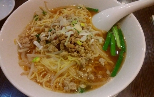 「台湾ラーメン」@中国料理 香巴拉 関内店の写真