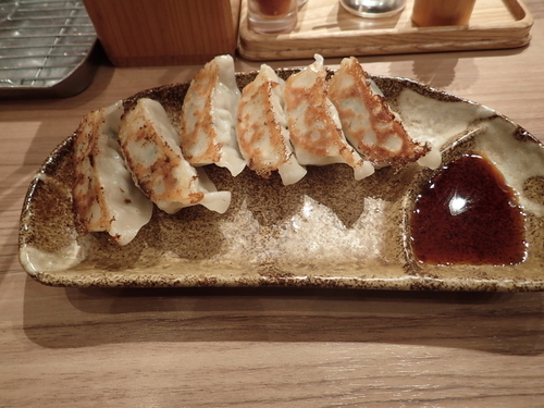 「ギョ－ザ 370円」@えびそば一幻 新千歳空港店の写真