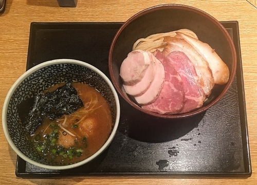 「チャーシュー濃厚魚介つけ麺 1100円」@麺屋 一燈の写真
