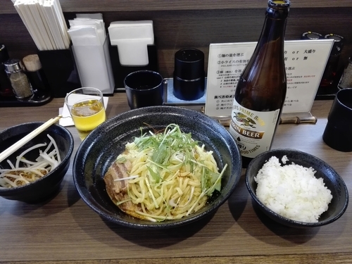「汁無し担々麺　並盛　無料ライス付き」@麺屋 辛じろうの写真
