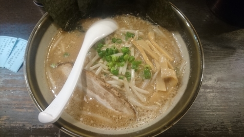 「濃厚魚介ラーメン」@一蔵の写真