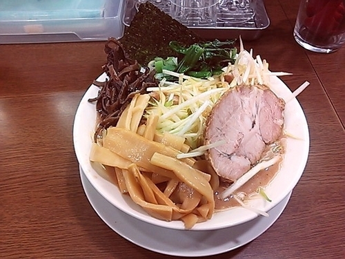 「ネギラーメン＋メンマ」@うまいヨ ゆうちゃんラーメンの写真