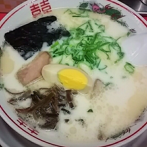 「ラーメン 650円」@元祖熊本ラーメン 赤のれんの写真