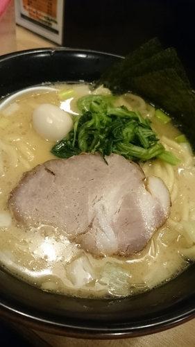 「醬油ラーメン並７５０円全部普通」@横浜家系ラーメン 釜利家 大手町店の写真