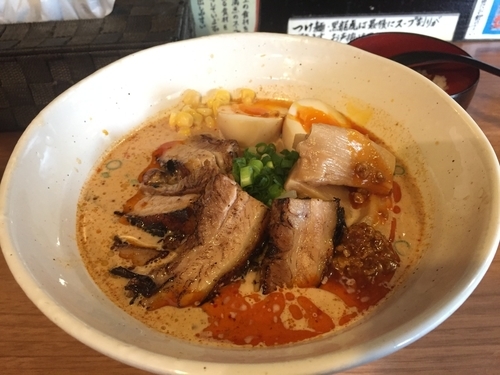 「黄金味噌らーめん三点盛り」@らーめん幸龍の写真