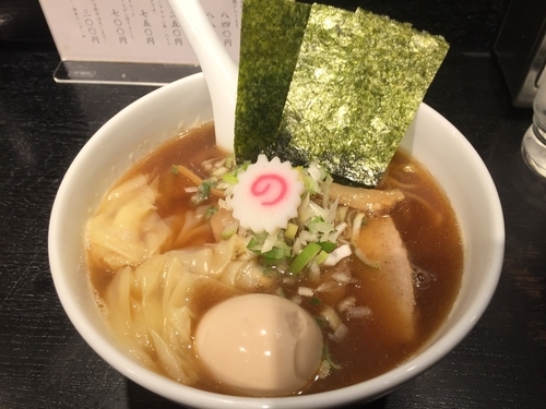 「特製江戸前煮干中華そば（醤油）」@江戸前煮干中華そば きみはん 五反田店の写真