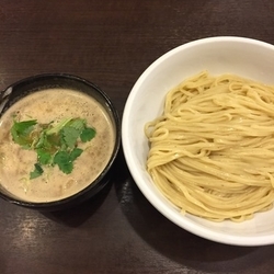 白湯つけ麺  950円