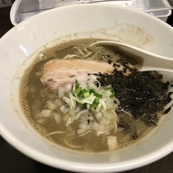 濃厚煮干し中華そば