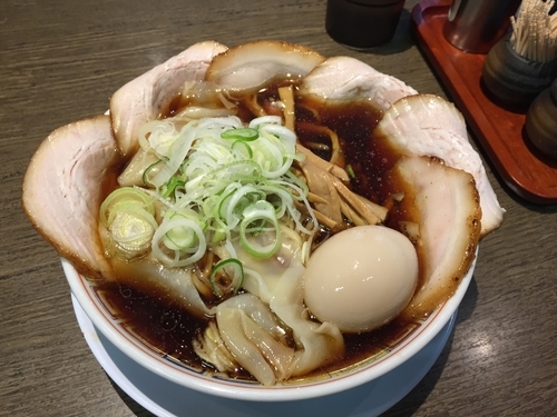 「肉中華そば＋雲呑＋味玉」@丸中華そばの写真