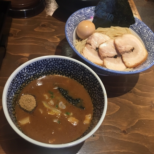 「特製濃厚つけ麺」@豚骨一燈 本郷店の写真