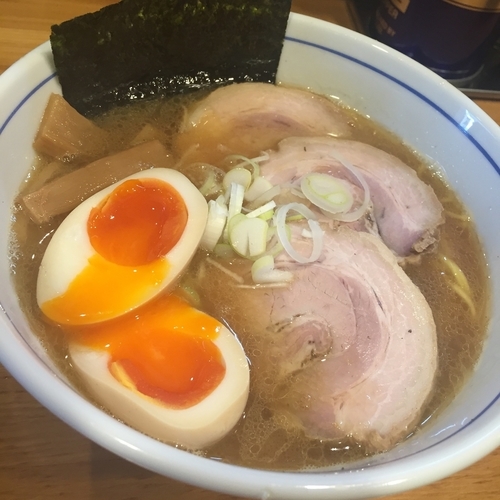 「特製らー麺」@麺屋はし本の写真