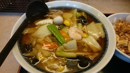 「五目そば＋麻婆ご飯（800円）」@中華食堂 萬里 本店の写真