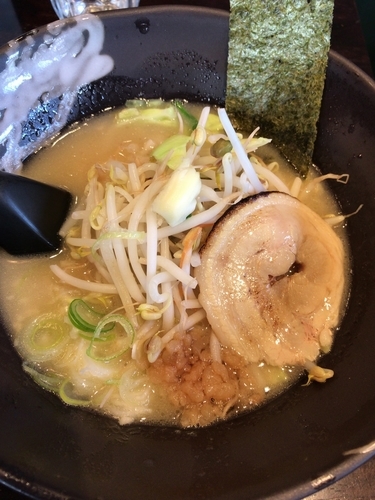 「とんこつらーめん」@立川やの写真