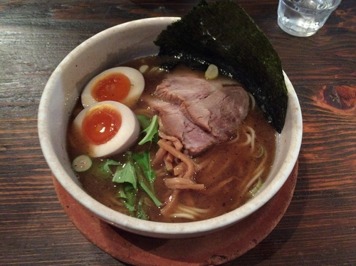 「特製上正油そば」@秋刀魚中華そば 生粋の写真